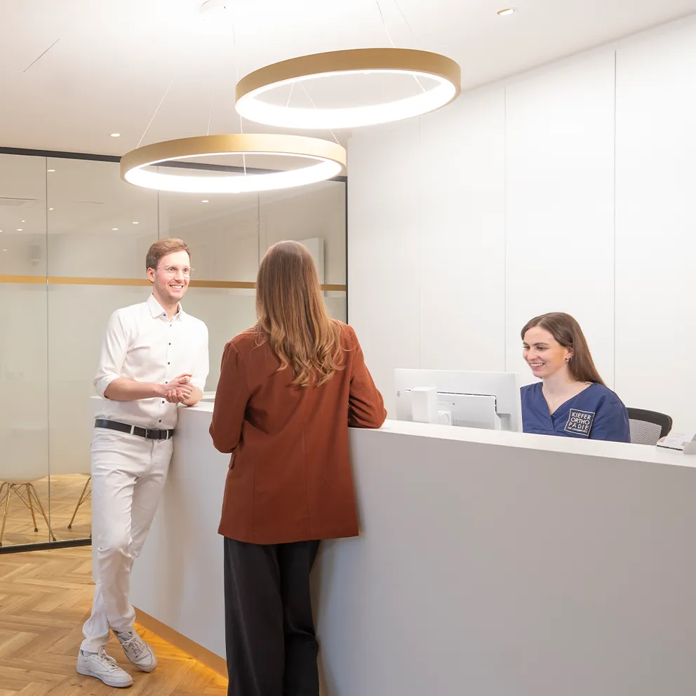 Dr. Florian Greis - Kieferorthopädie in Neuss